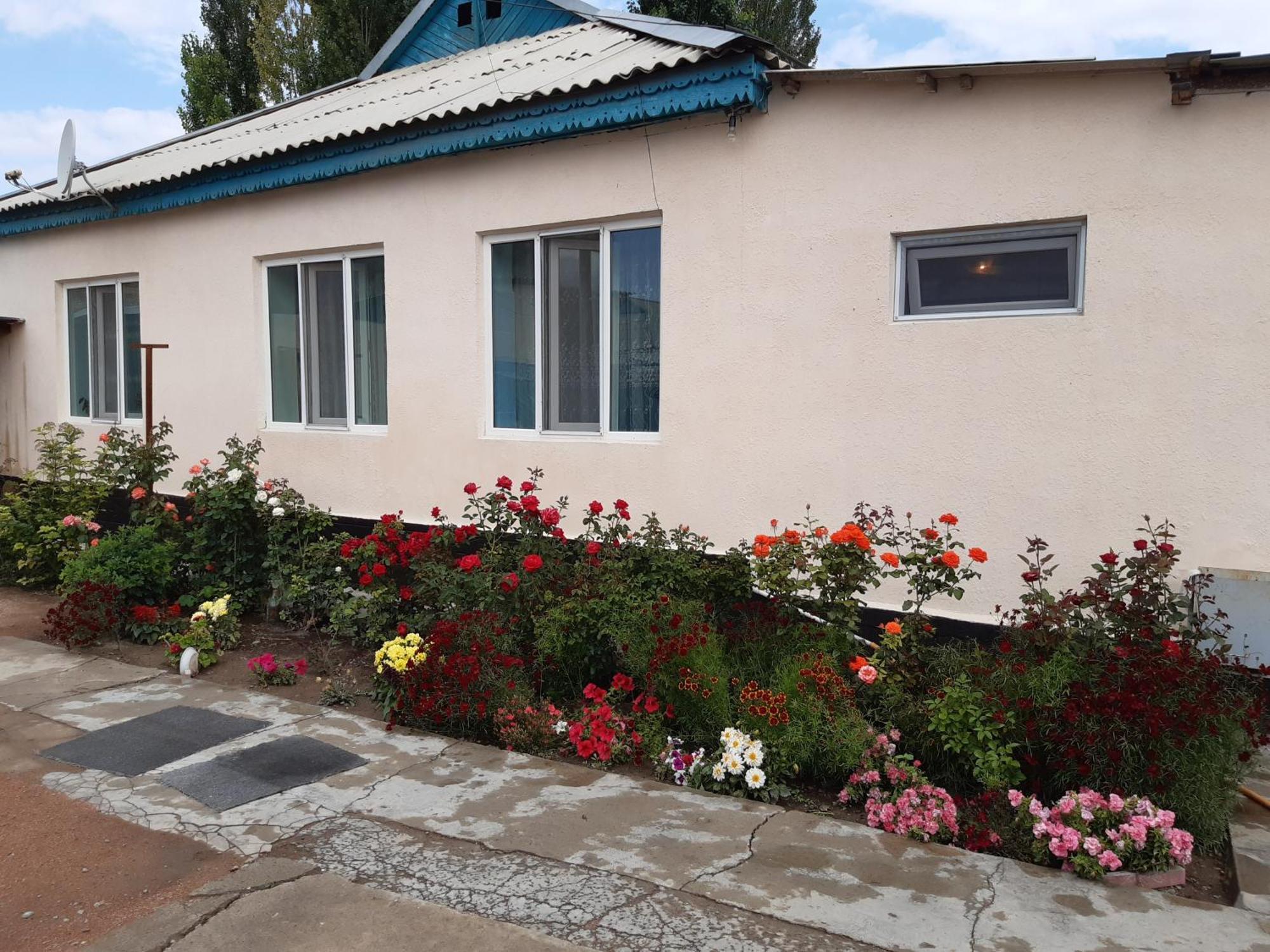 Guest House Lola Kochkor Exterior photo