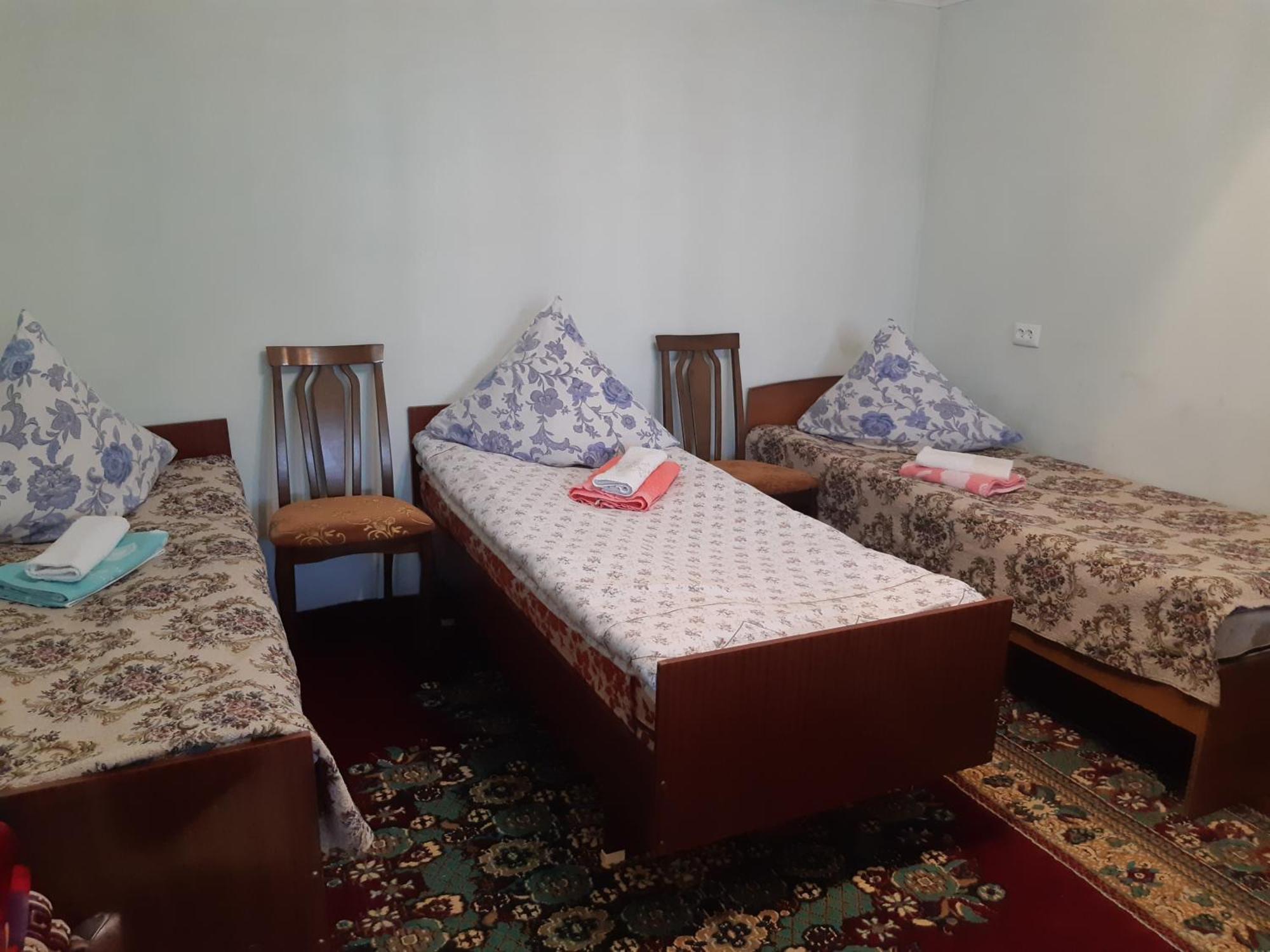 Guest House Lola Kochkor Room photo